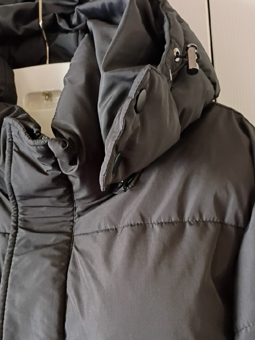 Zyia Women's Black Puffer Jacket with Detachable Hood Size Large - Picture 2 of 6